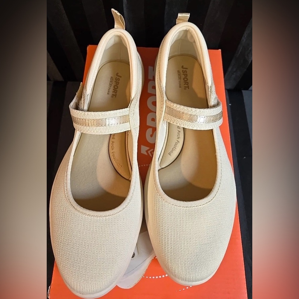 NEW Women's US 9 J Sport Cream Melody Mary Janes With Contoured Arch Footbed